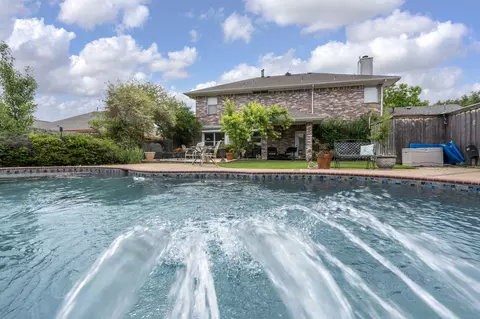 4205 Baywatch Dr, Rowlett, TX 75088