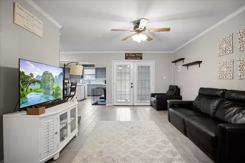 628 Crosby Ave, White Settlement, TX 76108
