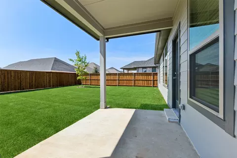 216 Drexel Ct, Mckinney, TX 75071