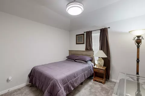 Bedroom - 4016 Bear Brook Dr, Lancaster, TX 75146 photo 5 of 7