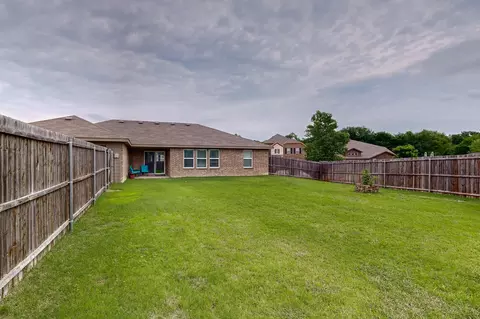 Exterior - 4016 Bear Brook Dr, Lancaster, TX 75146 photo 6 of 6