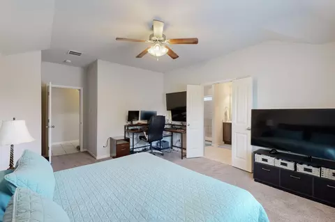 Bedroom - 4016 Bear Brook Dr, Lancaster, TX 75146 photo 3 of 7