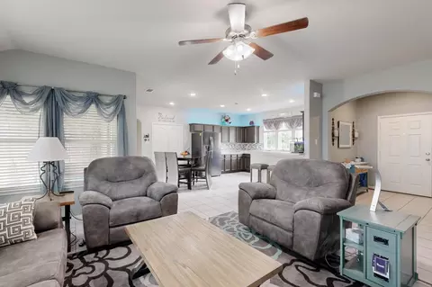 Living - 4016 Bear Brook Dr, Lancaster, TX 75146 photo 3 of 4
