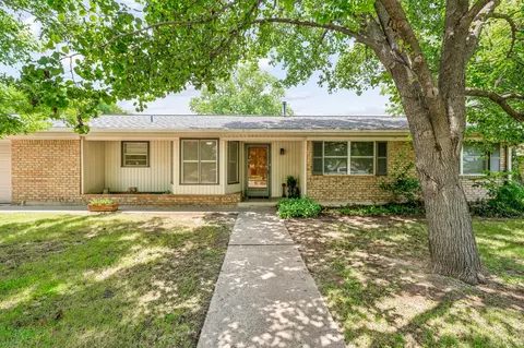 1431 Kaylock St, Stephenville, TX 76401