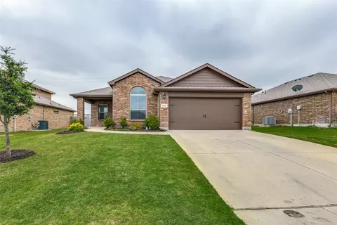 344 Arabian Ln, Ponder, TX 76259