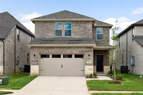 2626 Hawkins St, Van Alstyne, TX 75495