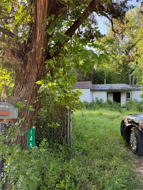 146 Mountain Vw, Blum, TX 76627