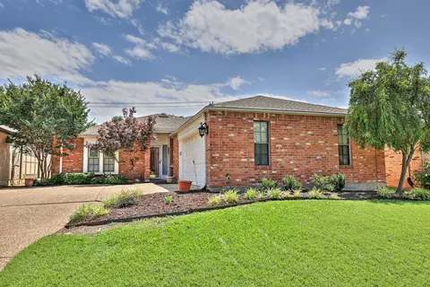 5837 Ridgerock Ct, Fort Worth, TX 76132