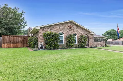 300 Anita Ave, Keller, TX 76248