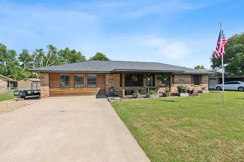 2041 Lisa Cir, Canton, TX 75103