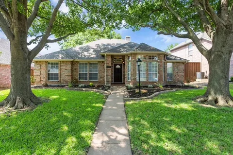 1404 Burlington Dr, Plano, TX 75025