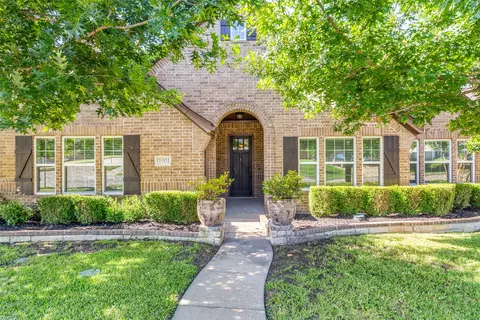 11901 Carlin Dr, Fort Worth, TX 76108