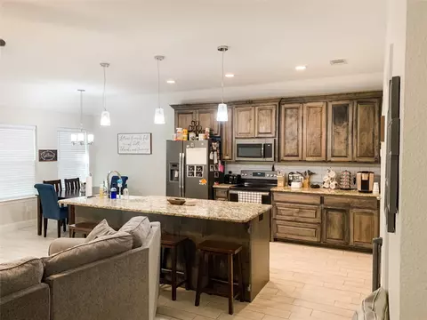 Kitchen - 208 Second St, Valley View, TX 76272 photo 1 of 2