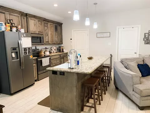 Kitchen - 208 Second St, Valley View, TX 76272 photo 2 of 2