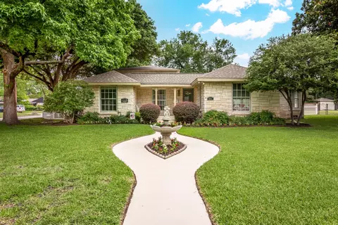 401 E 7th St, Irving, TX 75060