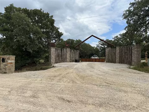 348 Pumphrey Rd, Loving, TX 76460