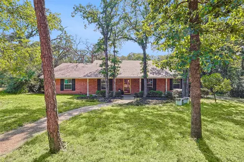 309 Ridgecrest Cir, Denton, TX 76205
