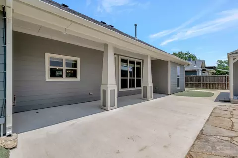 415 E Main St, Pilot Point, TX 76258 photo 35