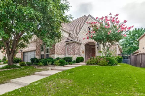 5820 Shoreside Dr, Irving, TX 75039