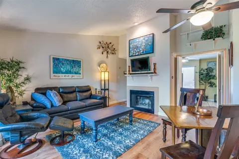5550 Spring Valley Rd #B32, Dallas, TX 75254