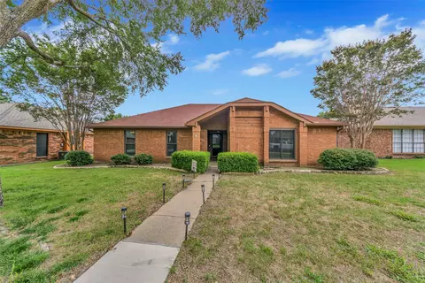 1534 Sunswept Ter, Lewisville, TX 75077