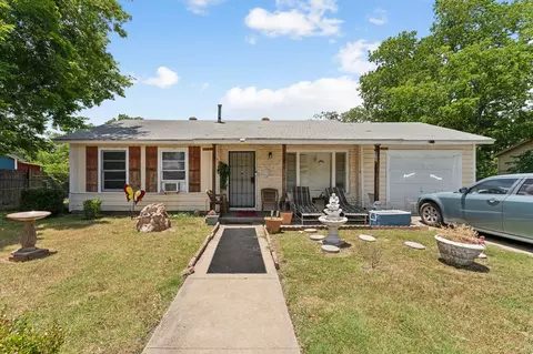 408 Lanola Ct, Fort Worth, TX 76103