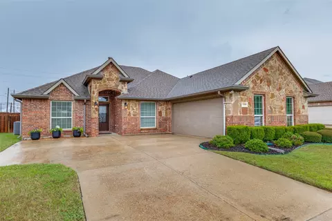 1159 Leafy Glade Rd, Forney, TX 75126