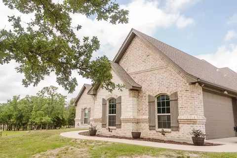 815 County Road 3355, Paradise, TX 76073