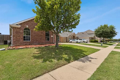 5013 Cedar Brush Dr, Fort Worth, TX 76123