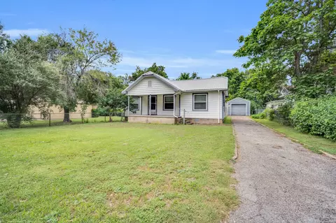 310 Cedar St, Cedar Hill, TX 75104