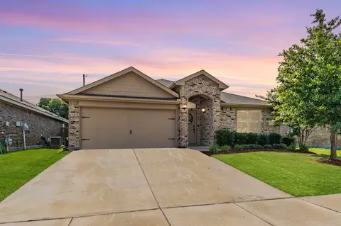 7973 Ballater Dr, Fort Worth, TX 76123