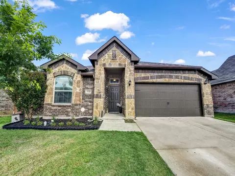 2528 Old Buck Dr, Weatherford, TX 76087