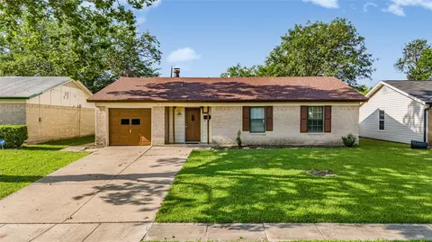 1516 Eastside Dr, Mesquite, TX 75149