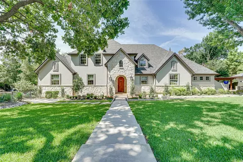 7161 Greentree Ln, Dallas, TX 75214