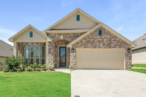 213 Cheyenne Trl, Alvarado, TX 76009