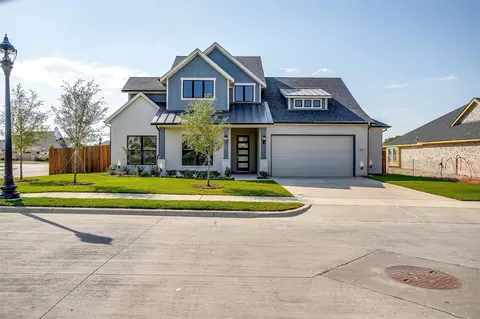 4425 Biscayne Dr, Midlothian, TX 76065
