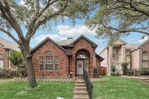 3725 Camden Ln, Addison, TX 75001