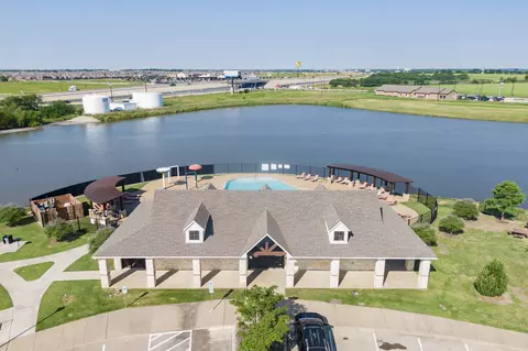2924 Lakewood Ln, Royse City, TX 75189