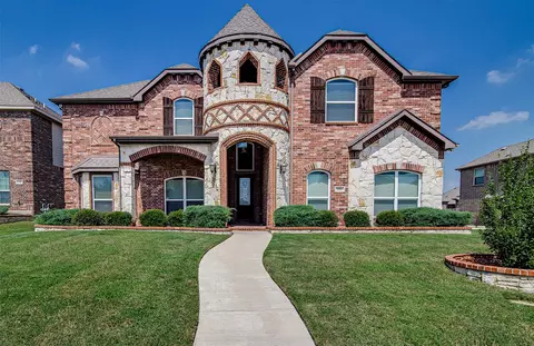 225 Chappellet St, Kennedale, TX 76060