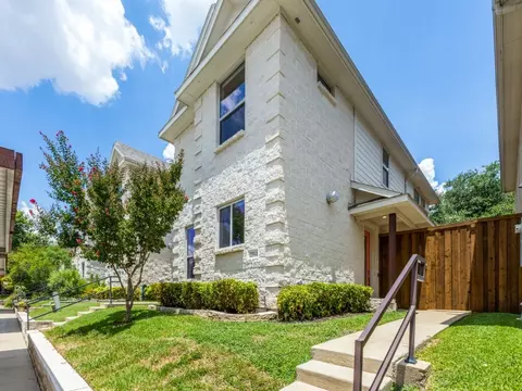 2564 Wedglea Dr, Dallas, TX 75211