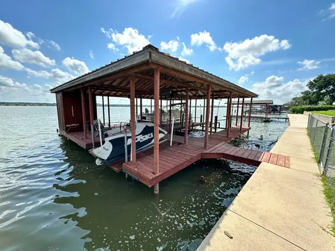 3913 Pecan Valley Ct, Granbury, TX 76048