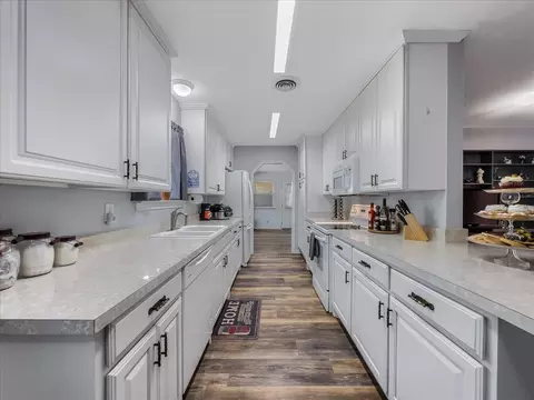 801 Eulalia Dr, Terrell, TX 75160 photo 9