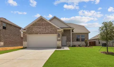 521 Ridgewood Dr, Van Alstyne, TX 75495