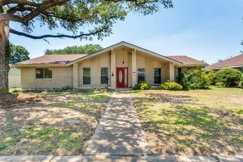 10917 Damon Ln, Dallas, TX 75229