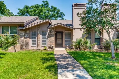 10721 Sandpiper Ln, Dallas, TX 75230
