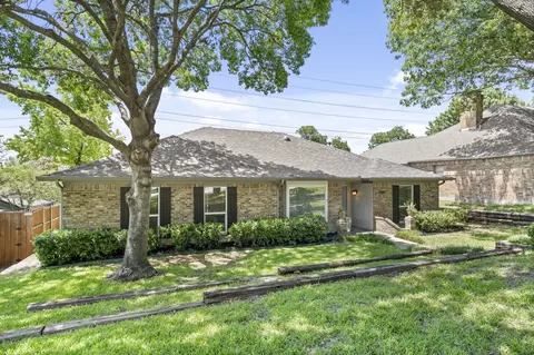 8047 Moss Meadows Dr, Dallas, TX 75231