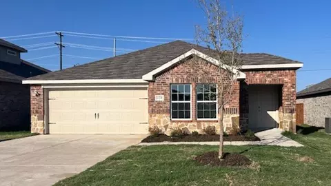 120 Labein Ave, Greenville, TX 75402