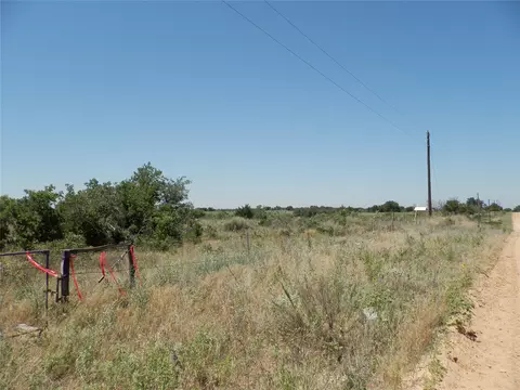 000 Trolinder Rd, Quanah, TX 79252
