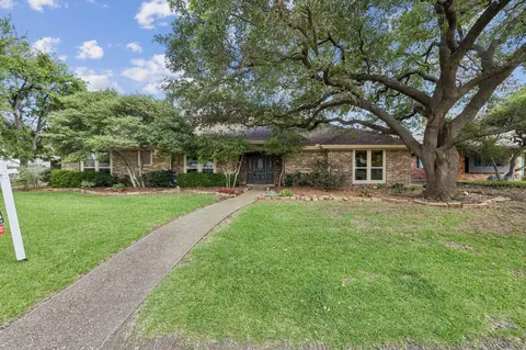 1301 Chesterton Dr, Richardson, TX 75080