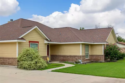 1005 Terrace Dr, Bangs, TX 76823 photo 4
